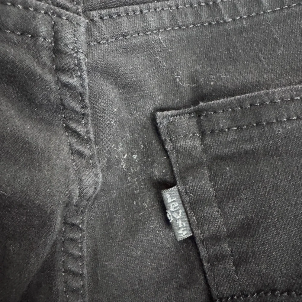 Levis levis 726